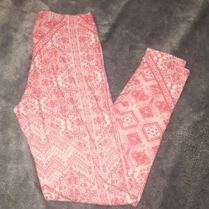 Ultra Flirt Peach leggings